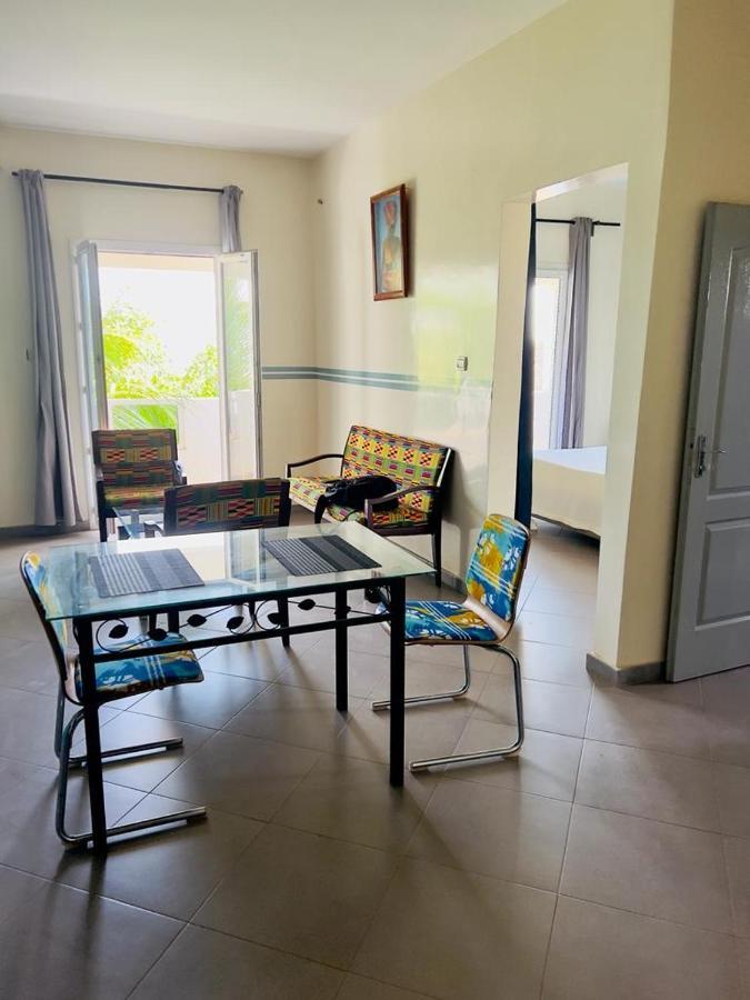 Residence Marie France Mendy Toubab Dialaw Exterior photo