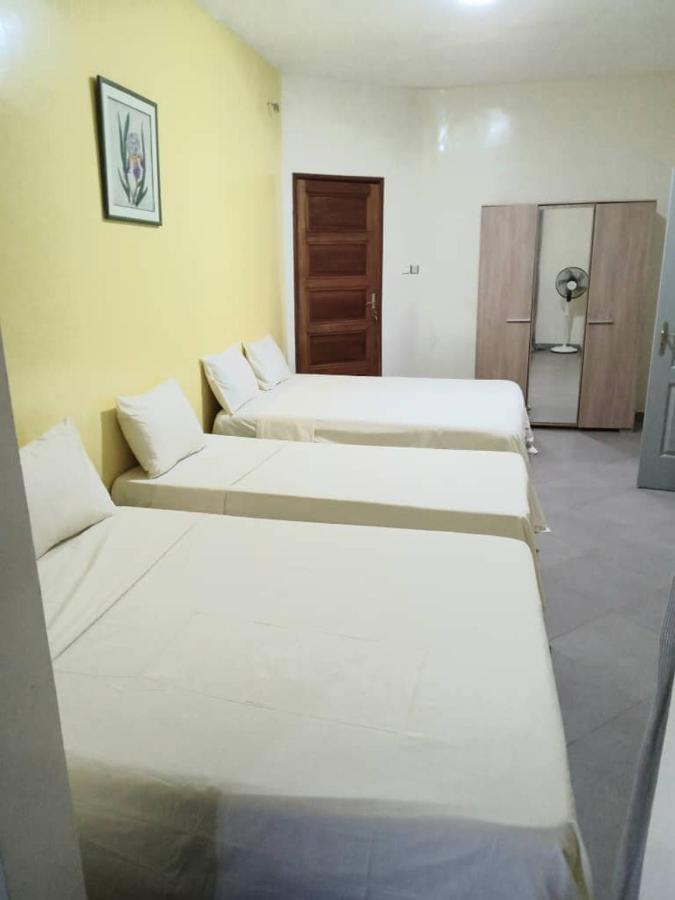 Residence Marie France Mendy Toubab Dialaw Exterior photo