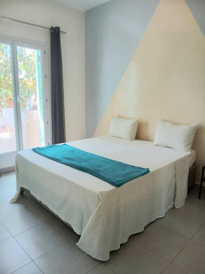 Residence Marie France Mendy Toubab Dialaw Exterior photo