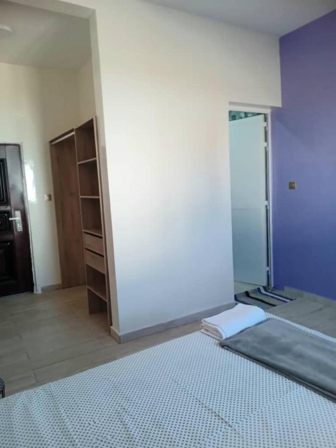 Residence Marie France Mendy Toubab Dialaw Exterior photo