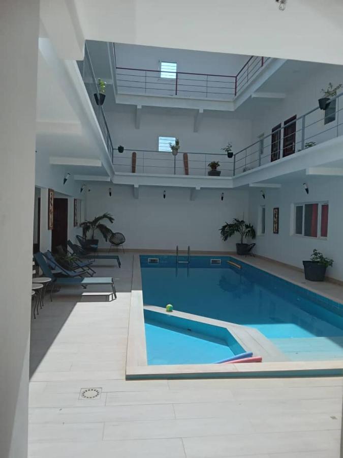 Residence Marie France Mendy Toubab Dialaw Exterior photo